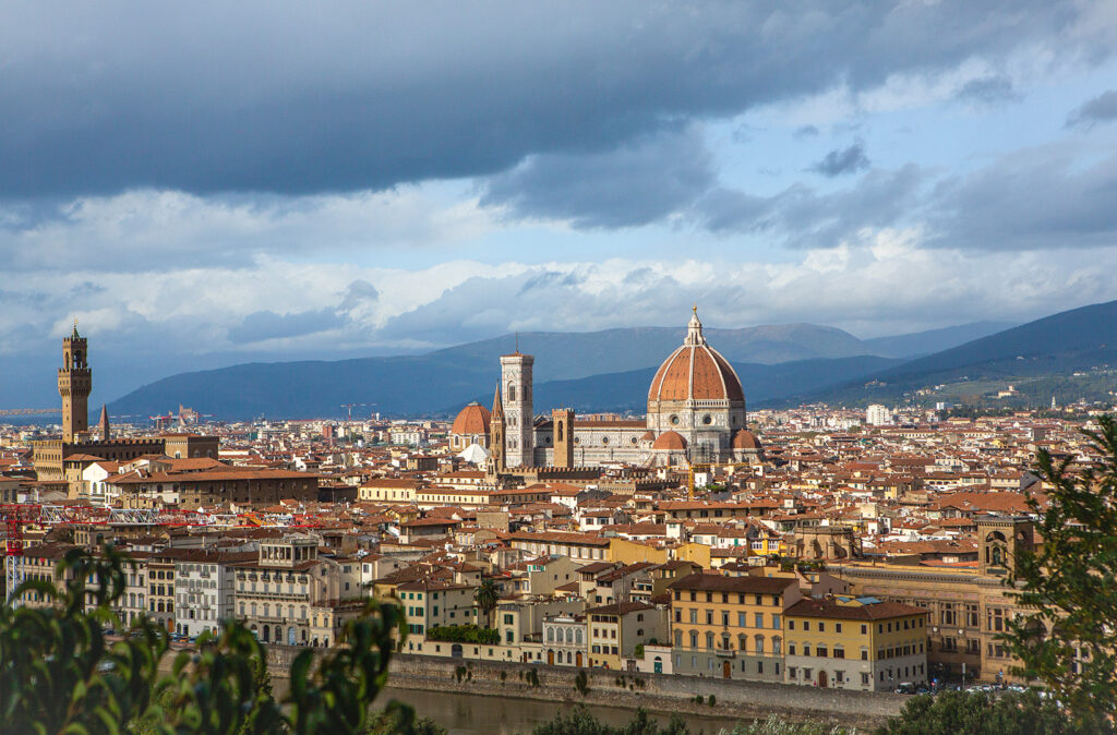 photo-famous-medieval-city-florence-italy